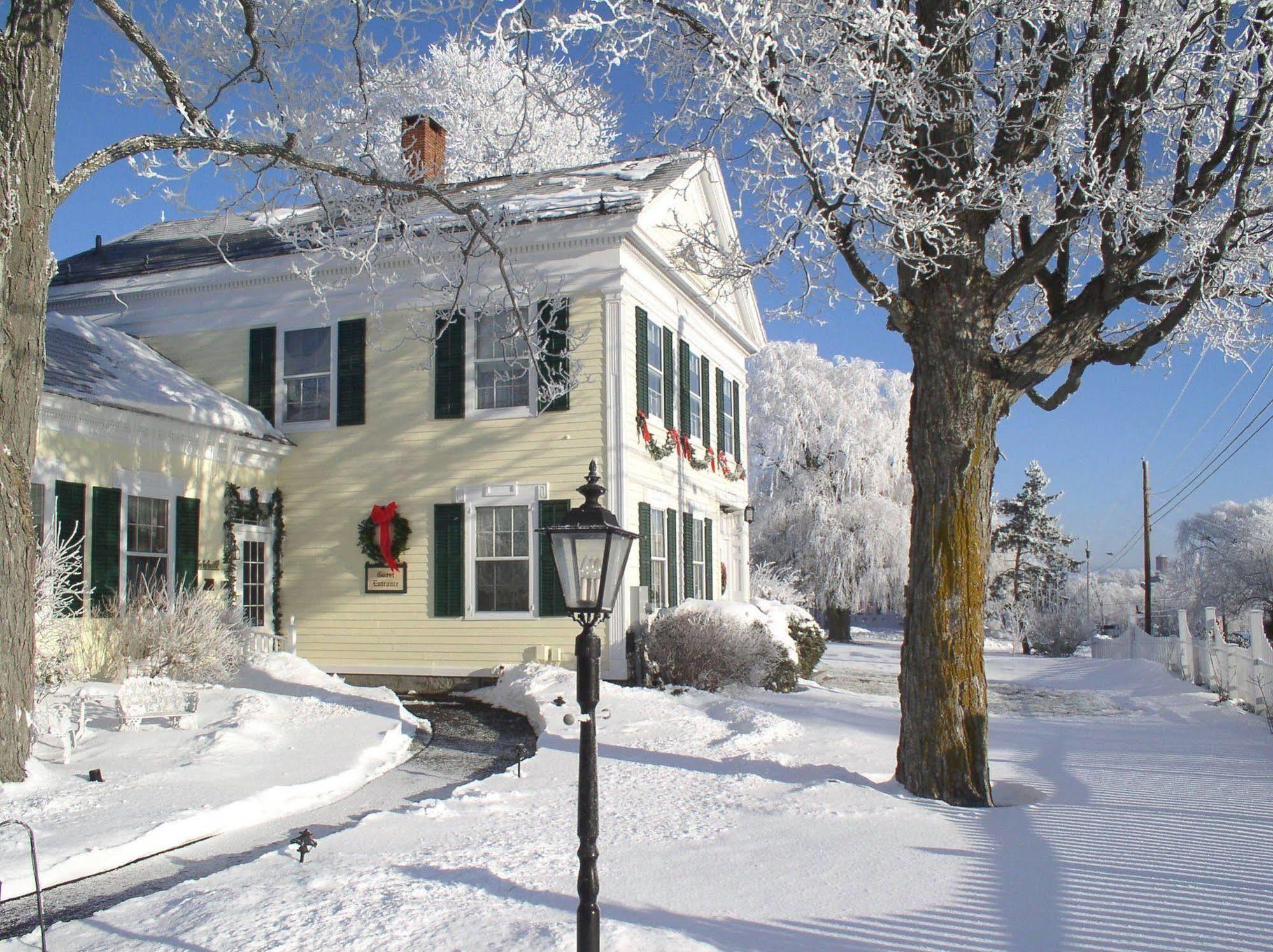 Strong House Inn Vergennes Eksteriør bilde